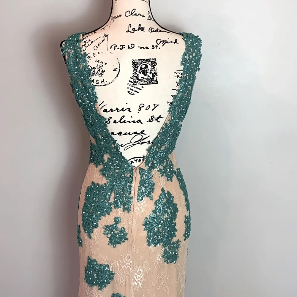Jovanni Teal Lace And Tulle  Mermaid Gown - Picture 8 of 11